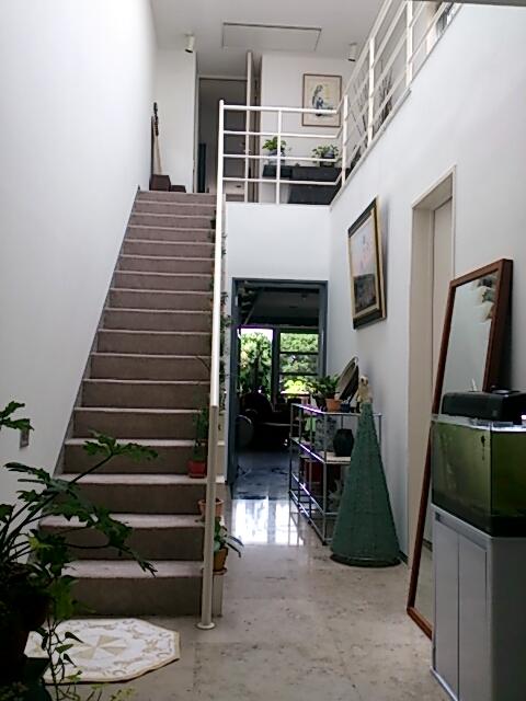 Entrance. Local (August 2013) Shooting