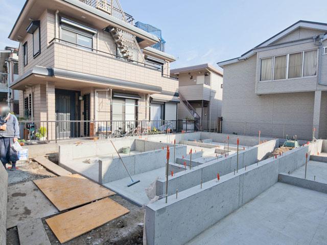 Local appearance photo. Local (12 May 2013) Shooting