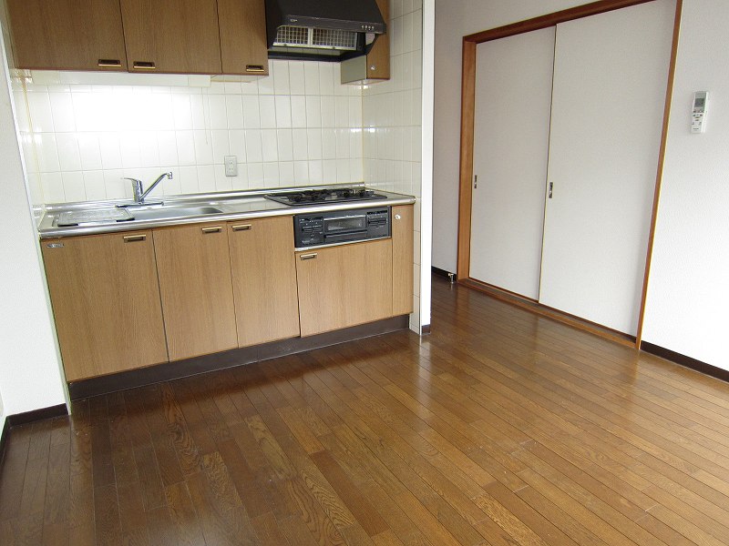 Living and room. Photo of the same type 106, Room