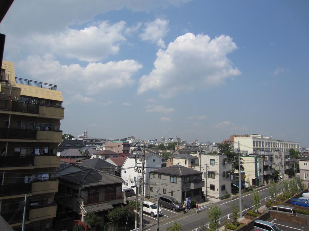 View photos from the dwelling unit. View from the site (June 2013) Shooting