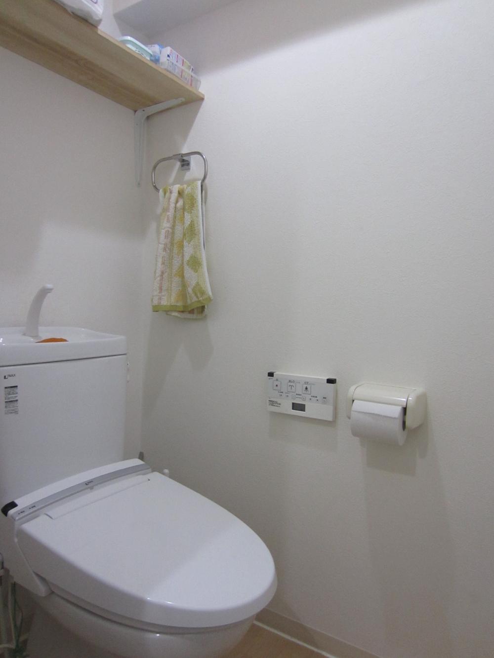 Toilet. Indoor (June 2013) Shooting