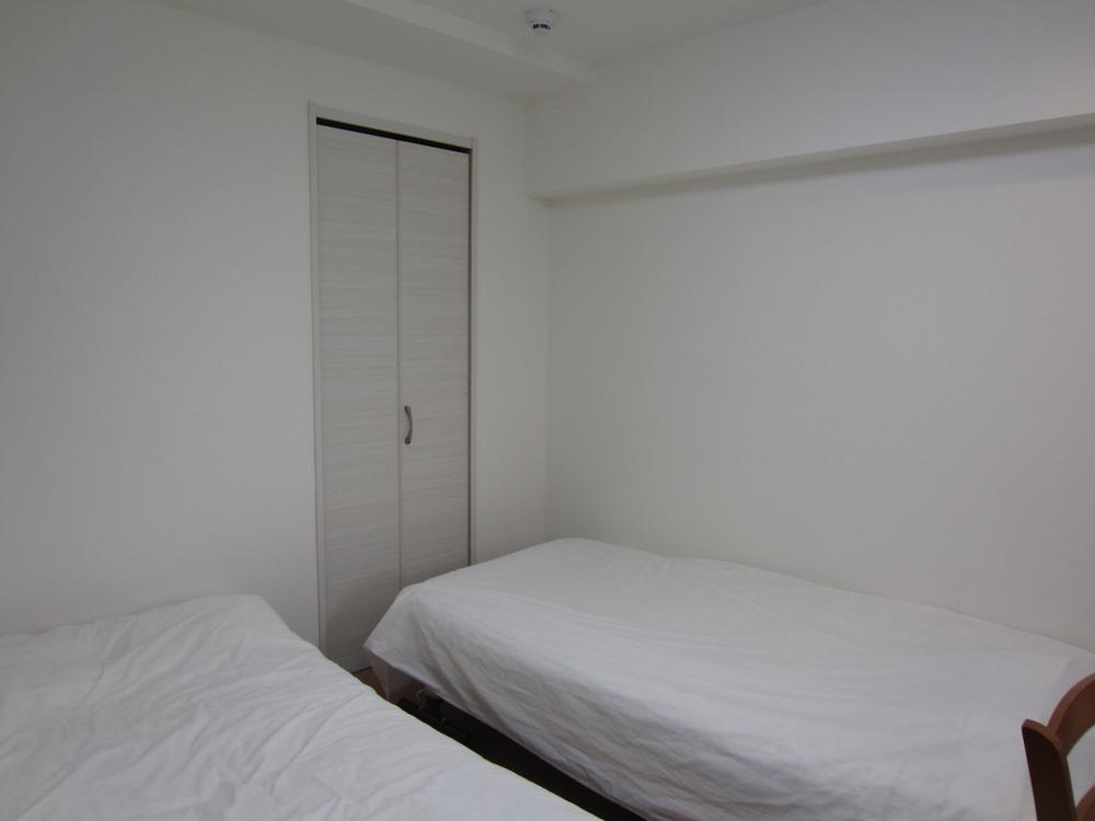 Non-living room. Indoor (June 2013) Shooting