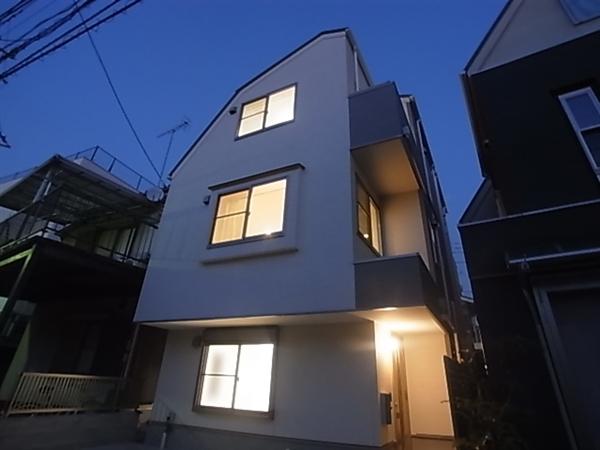 Local appearance photo. Local appearance 2013 / 10 shooting