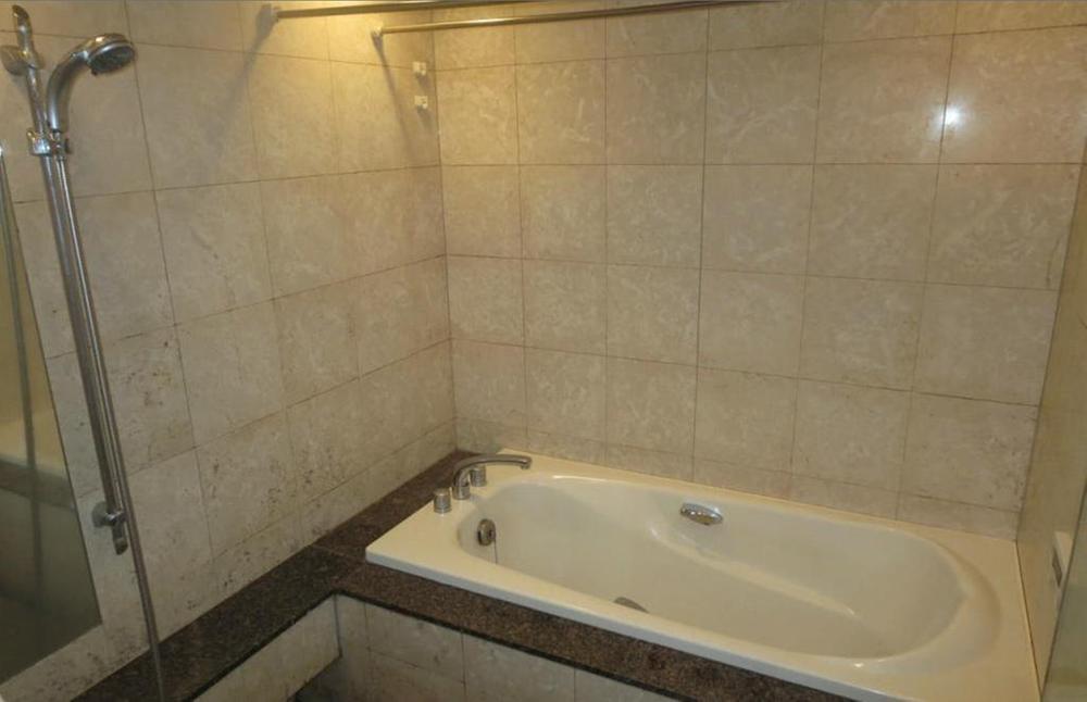 Bathroom.  [bathroom] Full Otobasu of spacious 1822 size
