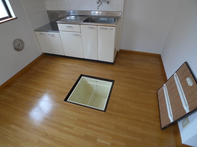 Receipt. Useful underfloor storage