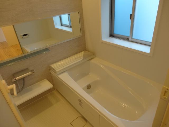 Bathroom. C Building. With bathroom dryer Otobasu (December 2013) Shooting. 