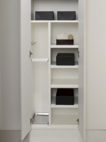 Receipt.  [Shoe box] A beautiful entrance which was white with the keynote is, Installed storage capacity is high shoe box. Beautify the entrance is the residence of the face, And you can use functionally.