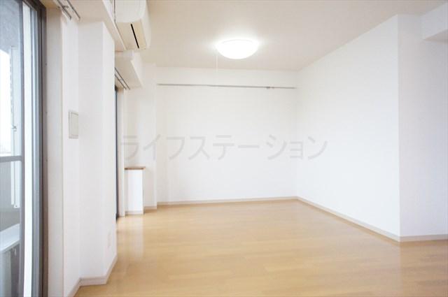 Living. Local (December 19, 2013) when shooting Rainy weather