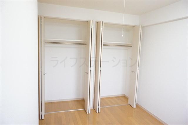 Receipt. Local (December 19, 2013) when shooting Rainy weather