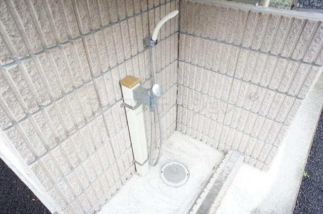 Other. Pet washing place