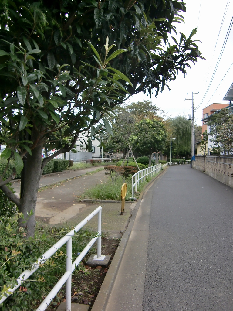 Other. Close to promenade Yes