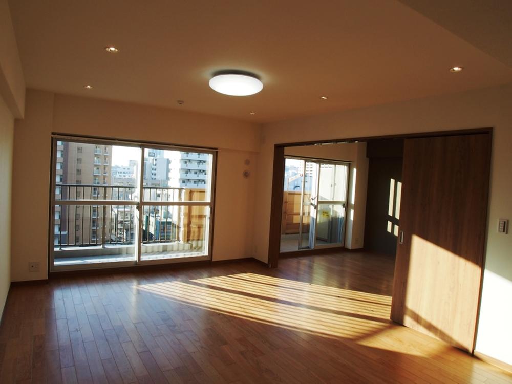 Living. Indoor (12 May 2013) Shooting