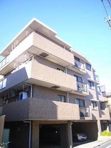 Local appearance photo. Local (12 May 2013) Shooting