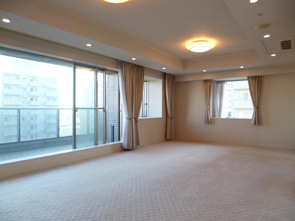 Living. About 20.9 Pledge of living (11 May 2013) Shooting