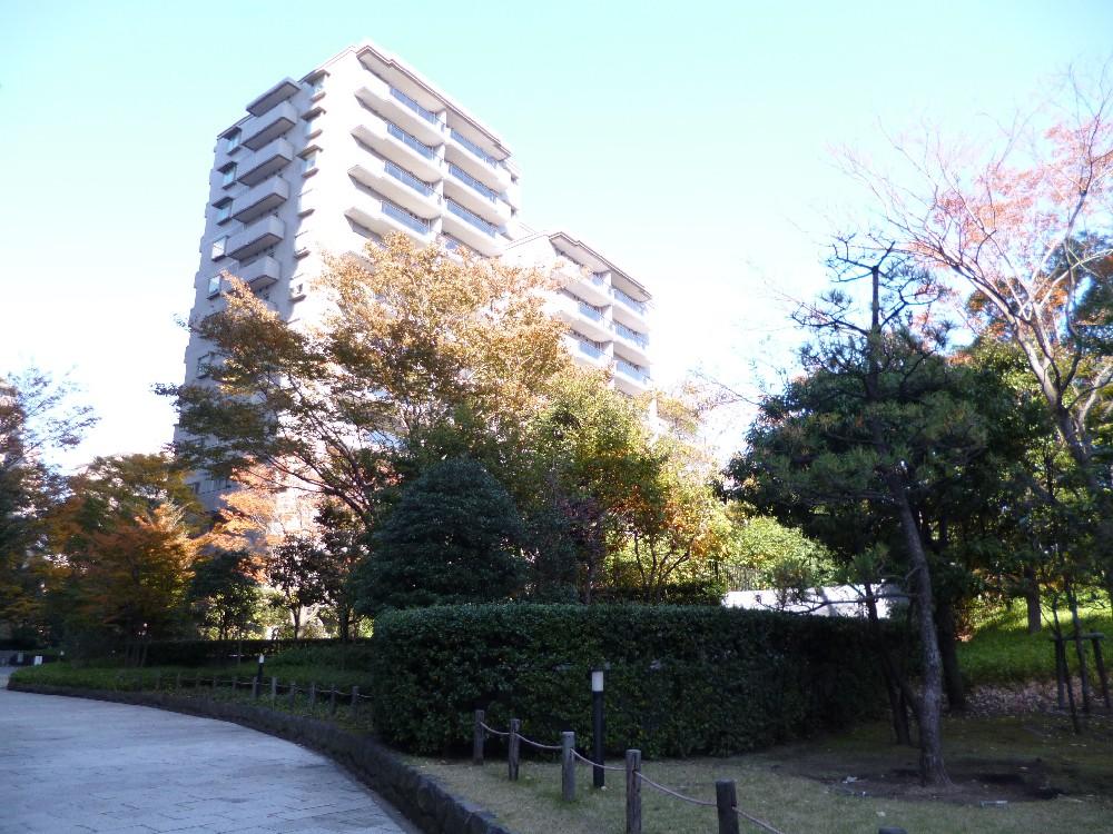 Local appearance photo. Local (11 May 2013) Shooting