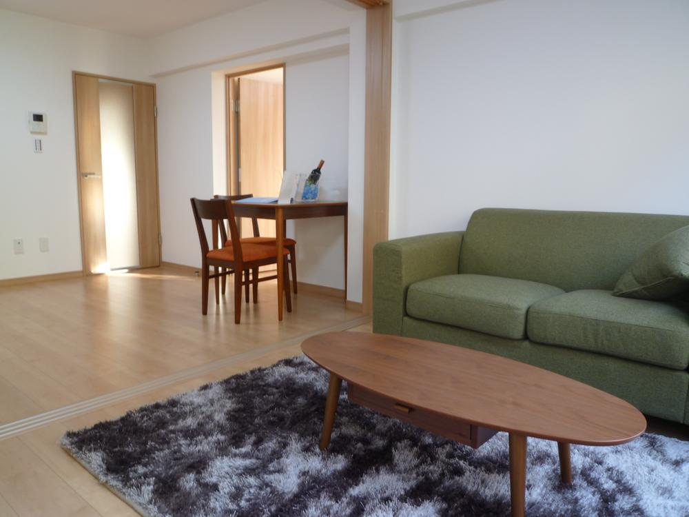 Living. Indoor (10 May 2013) Shooting