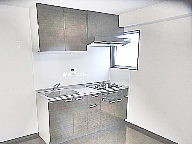 Kitchen. System kitchen new exchange already