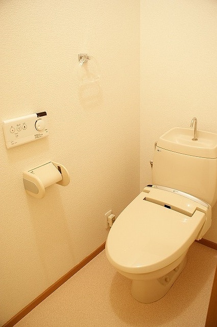 Toilet. Warm water washing toilet seat ☆
