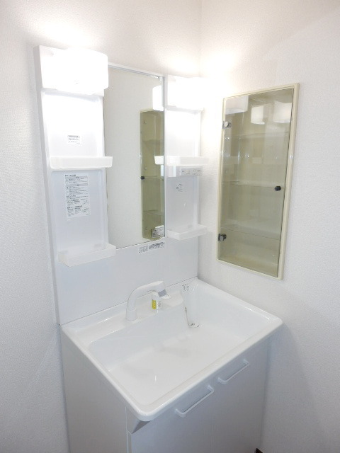 Washroom. Wash basin to arrange a personal appearance