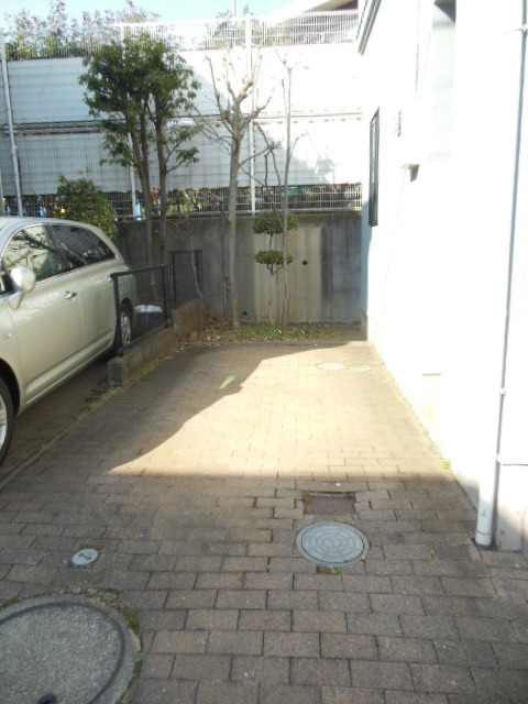 Parking lot. Parking Partial