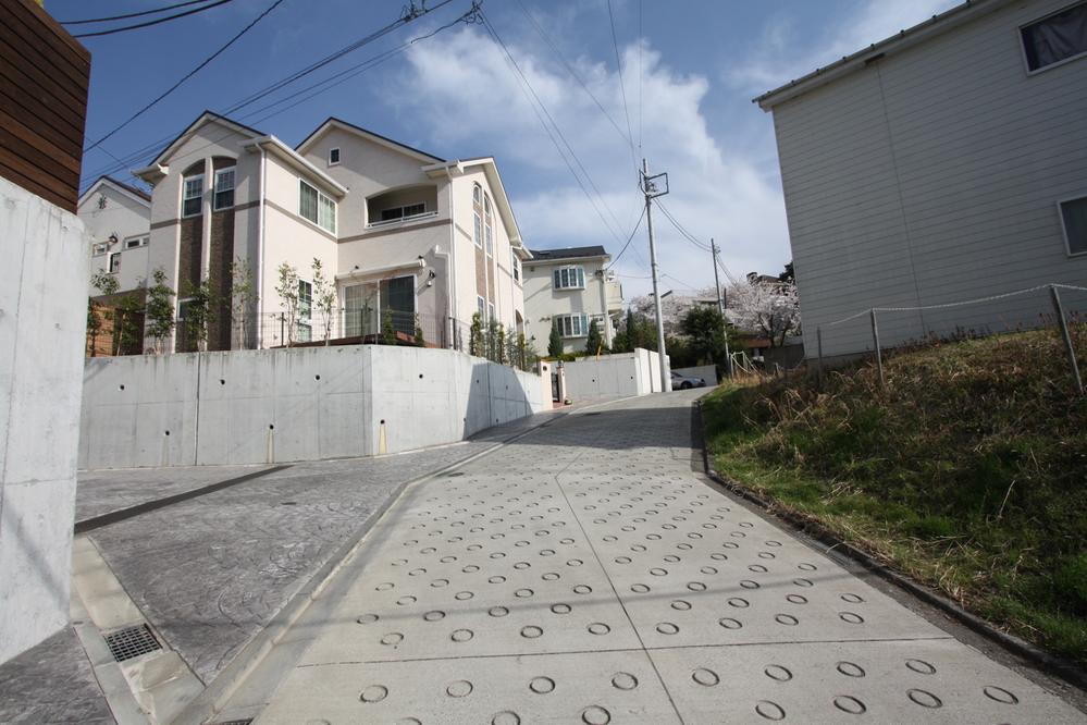 Other local. Local (March 2013) Shooting