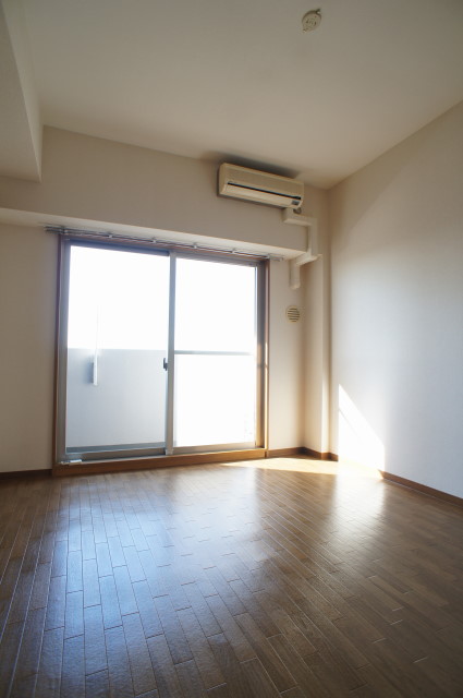 Living and room. Western-style room 5.9 Pledge