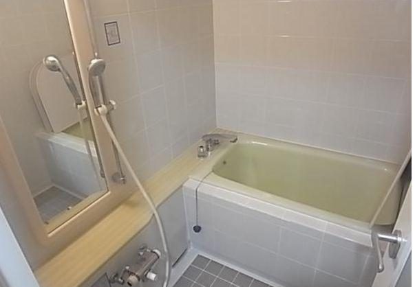 Bathroom. Bathroom dryer installation