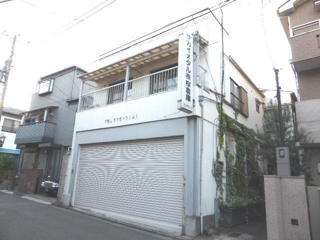 Local land photo. Local (10 May 2011) Shooting