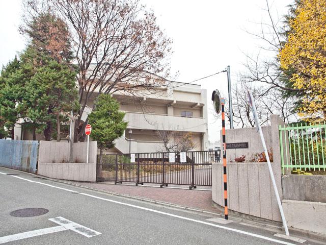 Junior high school. 750m to Ota Ward Magome Junior High School