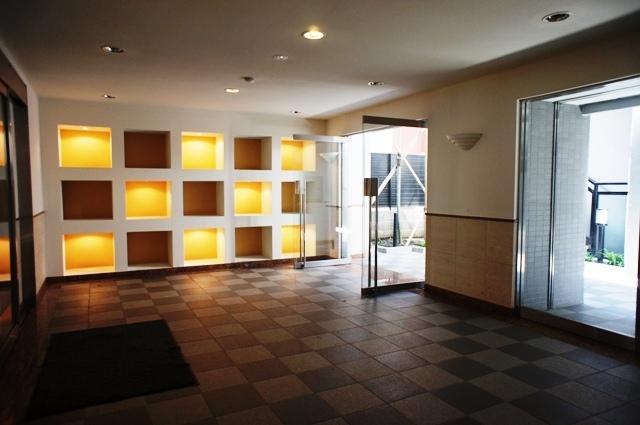 Entrance. local 2013 December shooting