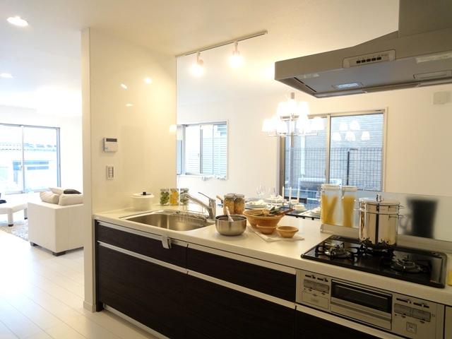 Kitchen. Same specifications photo (kitchen)