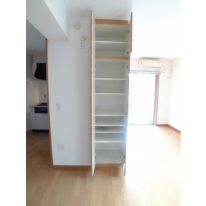 Receipt. Storage space Yes!