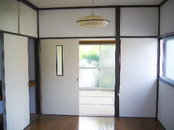 Kitchen. Rooms of two-sided lighting of flooring