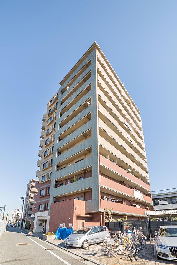 Local appearance photo. Southeast angle room !! yang per ・ Ventilation good !!