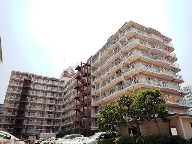 Local appearance photo. Local (10 May 2013) Shooting Large-scale apartment of the total number of units 109 units