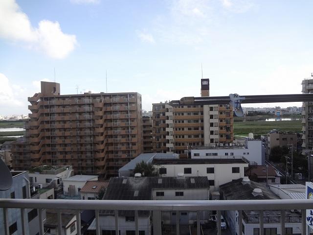 View photos from the dwelling unit. View from the site (October 2013) Shooting South-facing 9 floor, Per yang ・ View Favorable! !