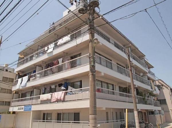 Local appearance photo