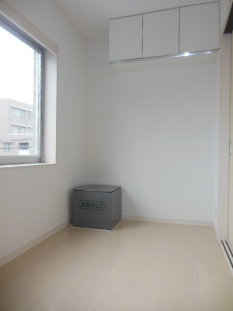 Living and room. There is also the upper part storage