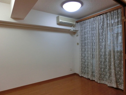 Other room space. Western-style 6 Pledge