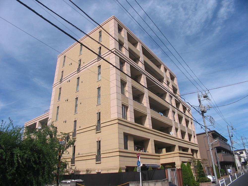 Local appearance photo. Parking Private use with warrants Mansion