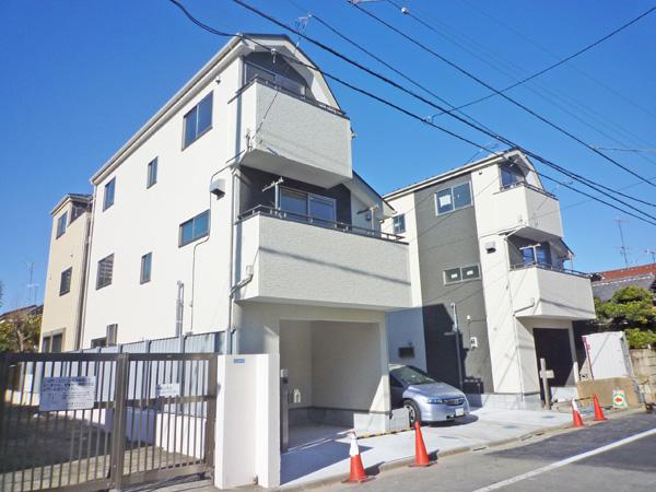 Rendering (appearance). Example of construction