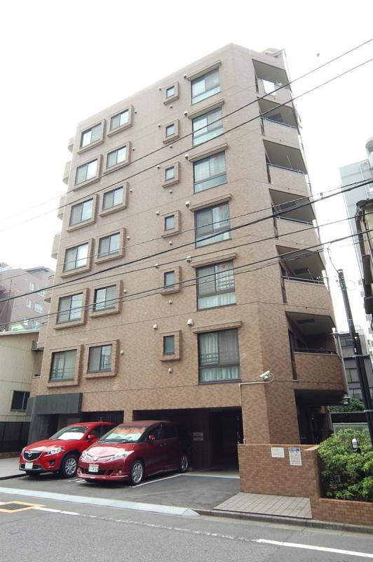 Local appearance photo. Local (10 May 2013) Shooting