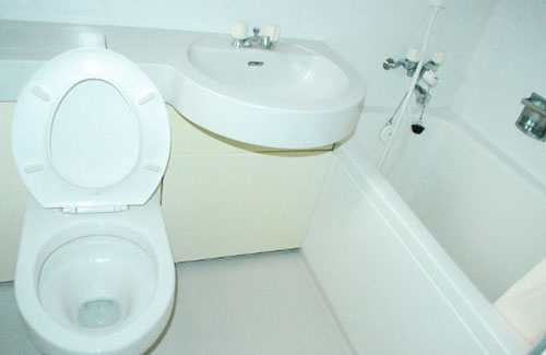 Bath. Bath · Toilet