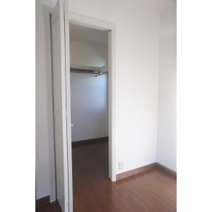 Receipt. 2F Western-style 8.9 Pledge walk-in closet