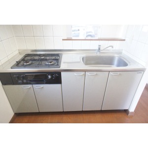 Kitchen. 3-neck gas with system Kitchen