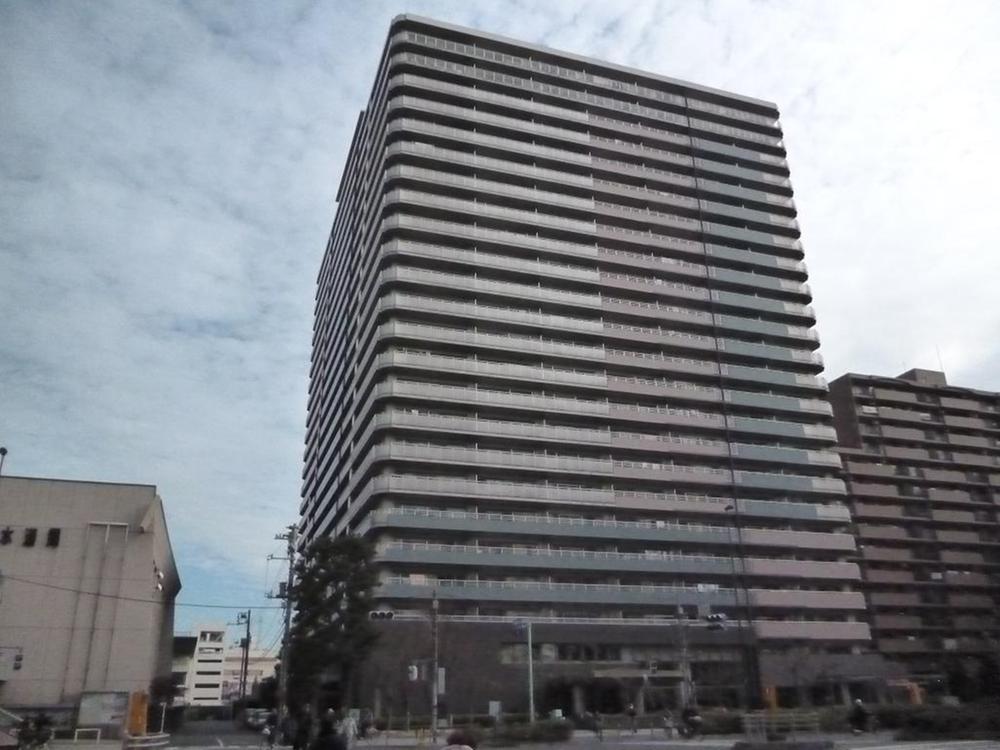 Local appearance photo. Local (12 May 2013) Shooting