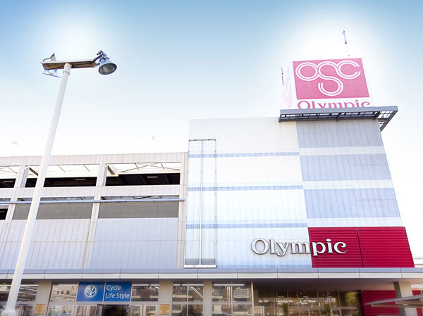 Surrounding environment. Olympic (about 390m ・ A 5-minute walk)