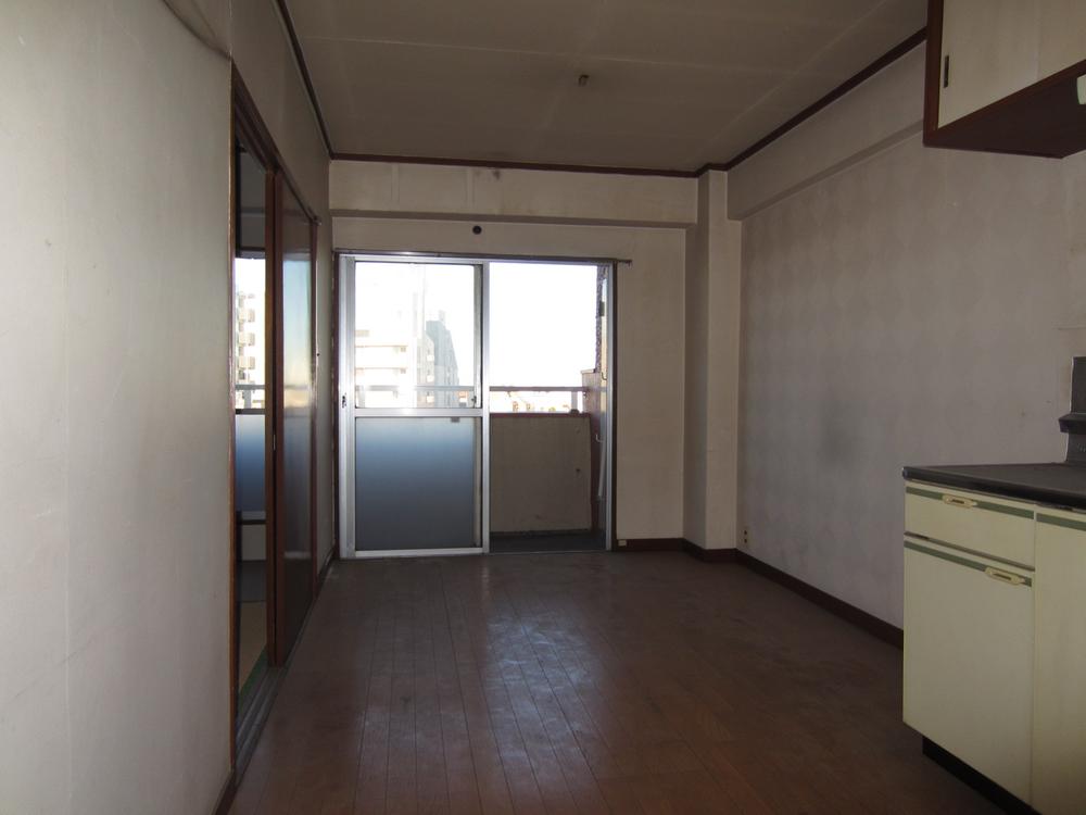 Living. Indoor (10 May 2013) Shooting