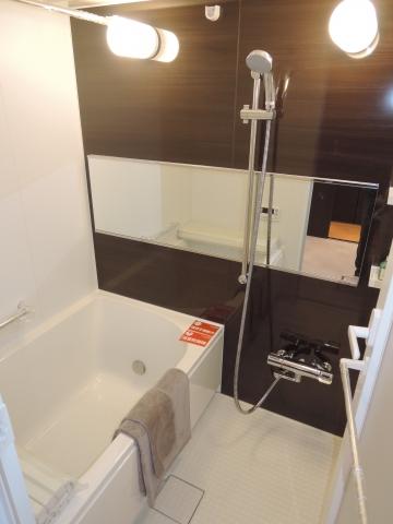 Bathroom. Add cooked ・ With dryer