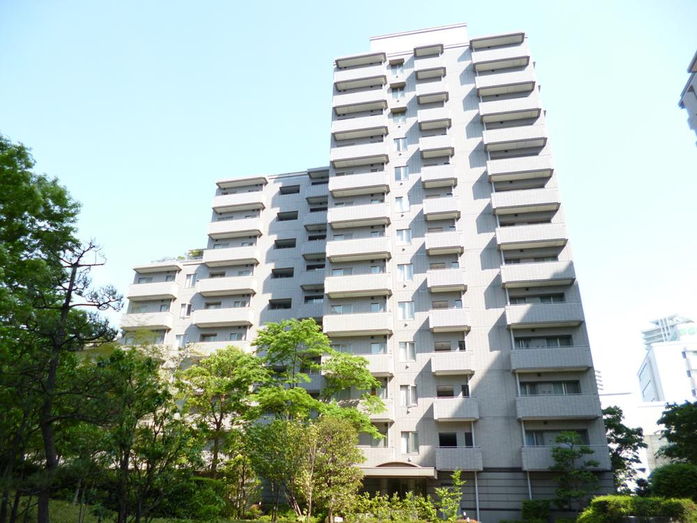 Local appearance photo. Local (04 May 2013) Shooting